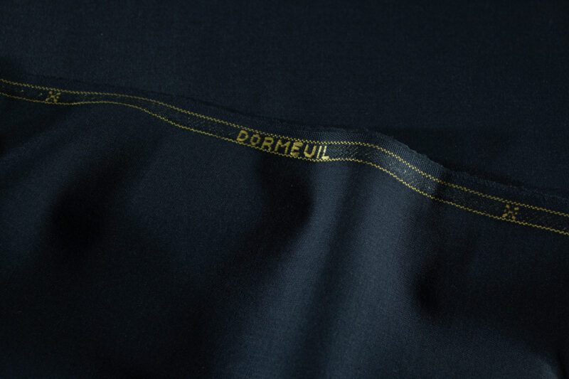 Mohair Dormeuil (90)